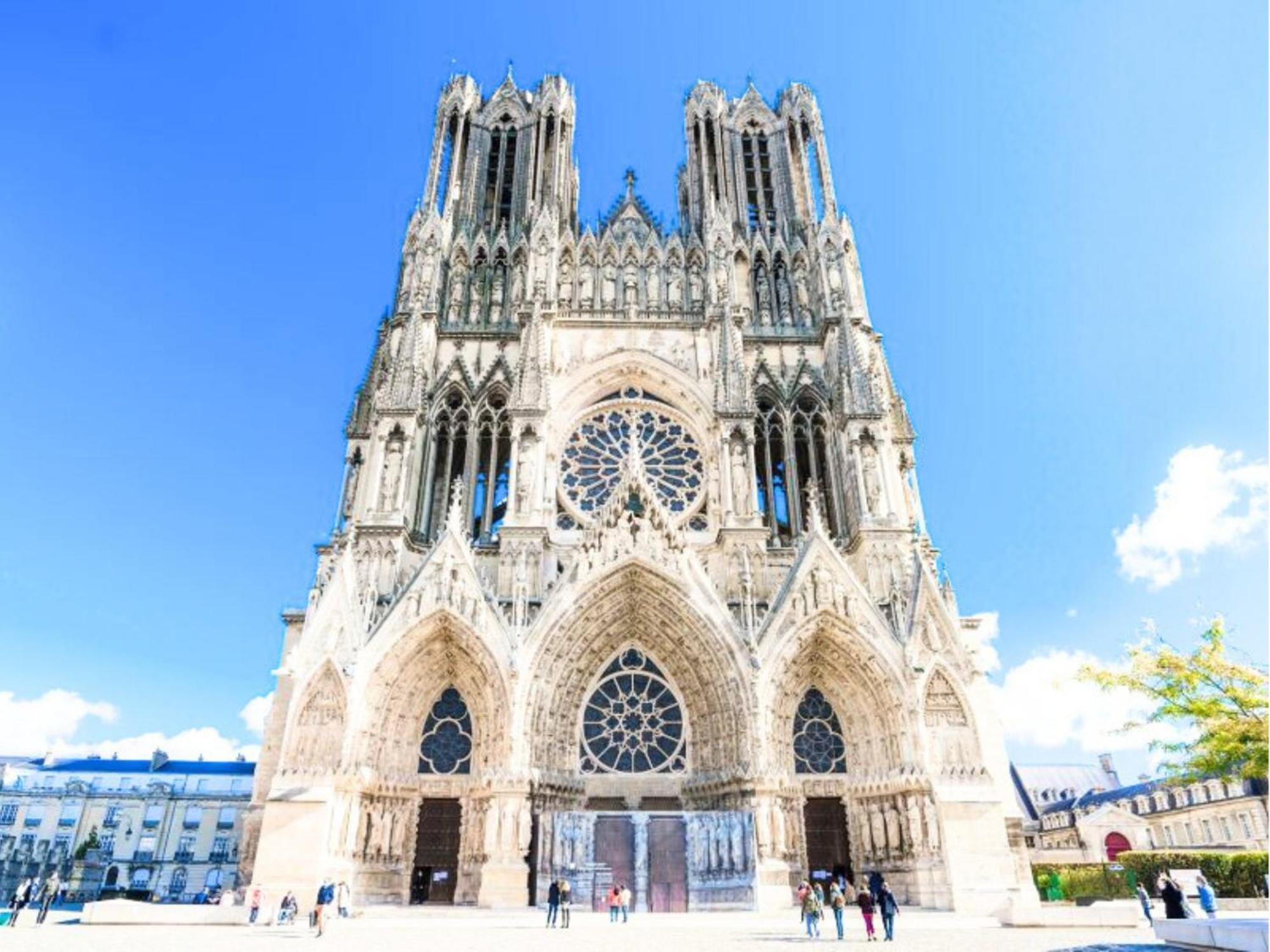 Colbert 541 Hypercentre - Ideal Couple & Pro - Wifi Debit - Gare, Cathedrale, Commerces, Restaurants & Transports En Commun A Moins De 10 Minutes A Pied Reims